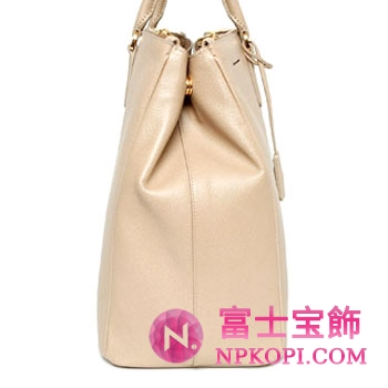 プラダ（PRADA）SAFFIANO LUX　レディーストートバッグ　サンドベージュ　BN1802-NZV-036 